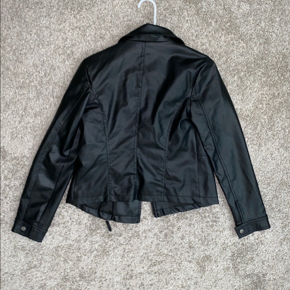 Faux Leather Black Jacket Size Medium - Picture 3 of 3